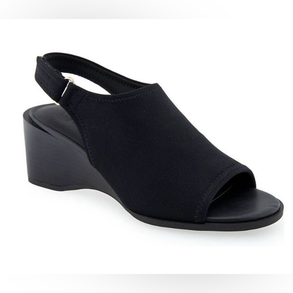 AEROSOLES Black Peep-Toe Slingback Wedge Sandals